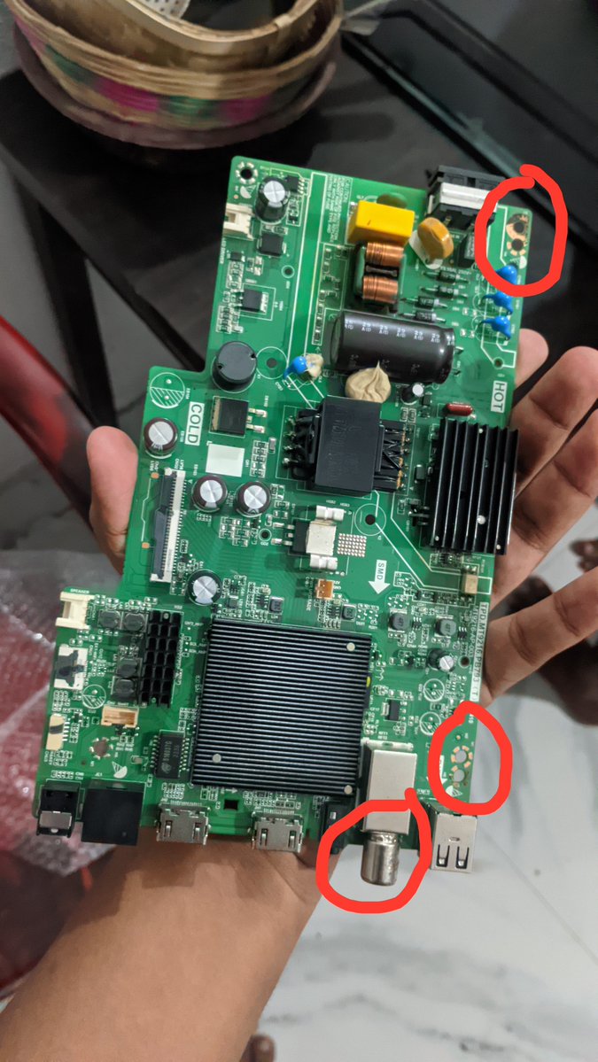 rha_rishav's tweet photo. I paid ₹2,000 advance without receiving a proper invoice/receipt. I’m being asked to return this board before receiving another one. Please  provide a genuinely new, unused OEM board with proper documentation. Please resolve this urgently.
@OnePlus_Support @OnePlus_IN https://t.co/HmnBohgQFZ