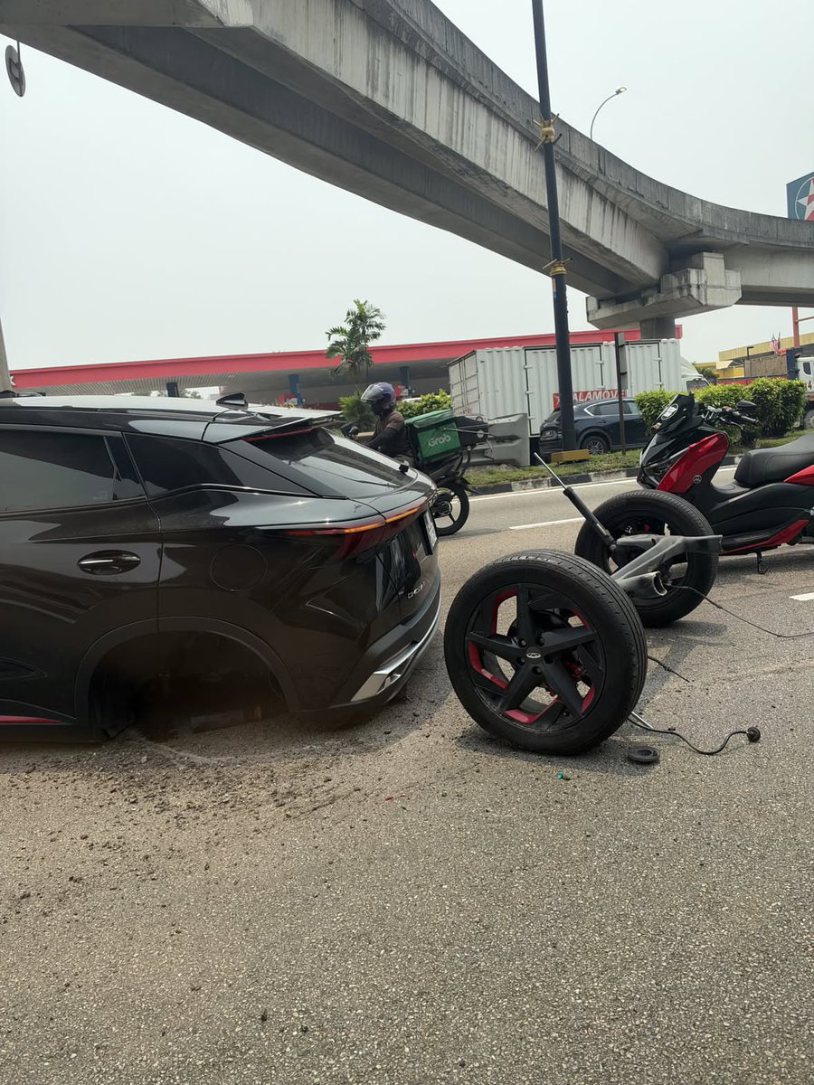kamaghul's tweet photo. Jenuh Cherry nak menjawab isu ni. Teruk gila kualiti dia 😅 https://t.co/diTHNN0yPa