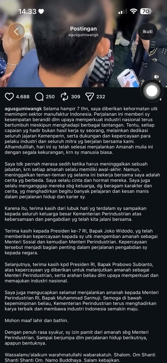 SudutTakKasat's tweet photo. BREAKING NEWS!!!

Agus gumiwang sudah 7 tahun sebagai menteri perindustrian dia lagi Amerika Serikat sedang bersama para perindustrian di amerika serikat tiba tiba dia reshfule kabinet tersebut cara pecat sekarang gak punya etika dan tata norma, katanya 
pemecatan ini terjadi karna Ex Menperin Agus Gumiwang menentang & menanyakan urgensi impor 105.000 unit mobil pikap dan truk dari India utk Koperasi Merah Putih. 

Beliau ingin melindungi industri otomotif nasional serta lapangan kerja di dalam negeri. Rupanya setiap menteri yg dianggap kurang mendukung program si gemoy, langsung dipecat