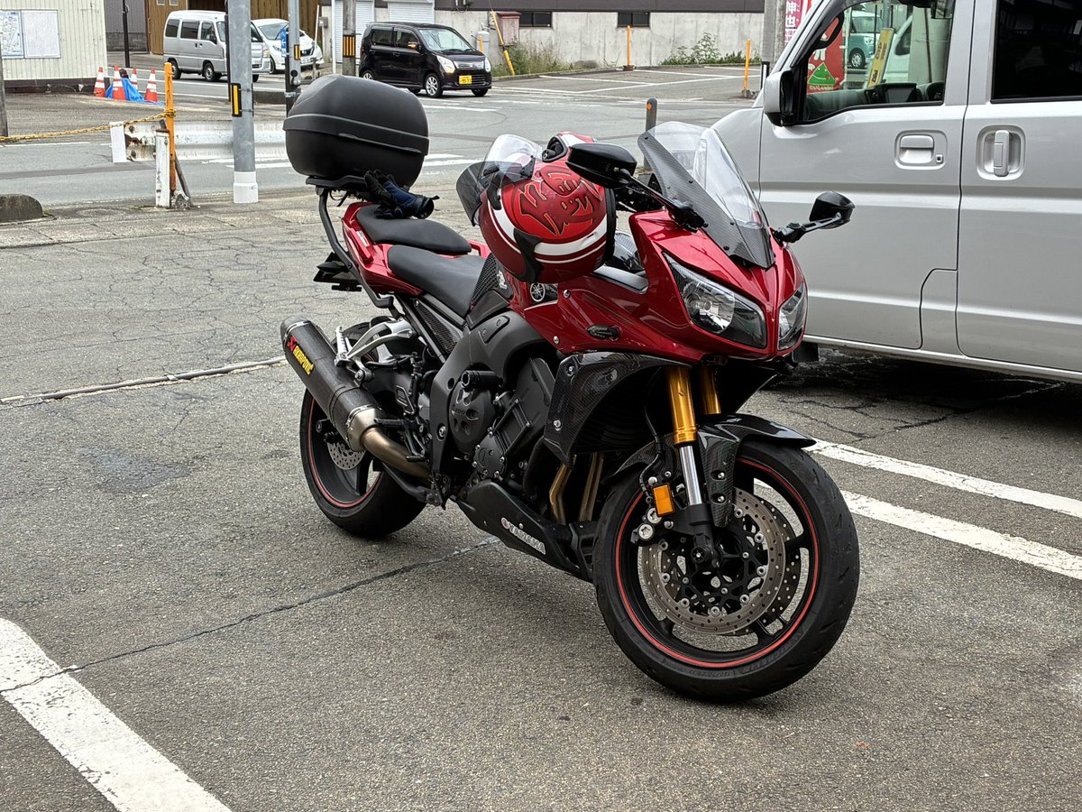 hideki021579's tweet photo. こんなにカッコいいのになんで売れなかったんだろう
#バイク七不思議 
#fz1fazer https://t.co/V3KZumQ6k8