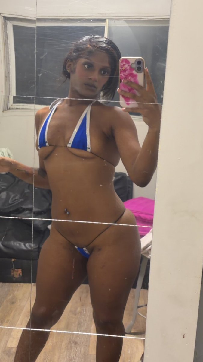DiorJuicey's tweet photo. Thinking about doing private dances😝 https://t.co/PuSyWys6di