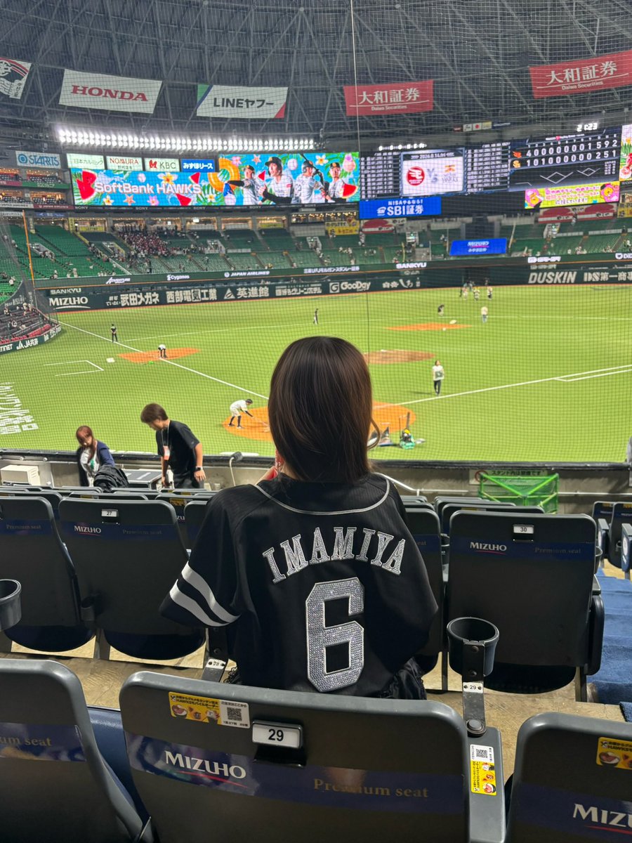 _01mmy_'s tweet photo. ホークスファンの女の子とお友達なりたい⚾️♡
わーんシーズン終わっちゃって寂しい～( : _ : )

#ホークスファンと繋がりたい #鷹ガール https://t.co/tBxJhLxpV3