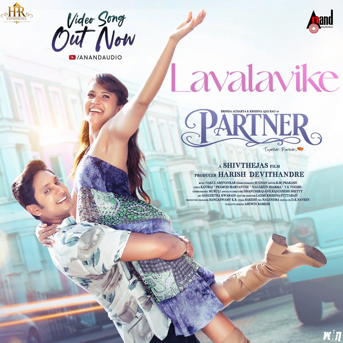 aanandaaudio's tweet photo. #Lavalavike Video Song OutNow from the movie #partner

Singer : #karthik #ramyaabhyankar
Lyricist : #kaviraj
Music : @NakulAbhyankar 

Watch Now : https://t.co/Fn4UkaoC9b 

@AjaiRao @brinda_ba18 @RShivatejas @HarishDHPR @NakulAbhyankar @Nagarjunsharma2 @KunalGanjawalla
@LaxmiKrishna14