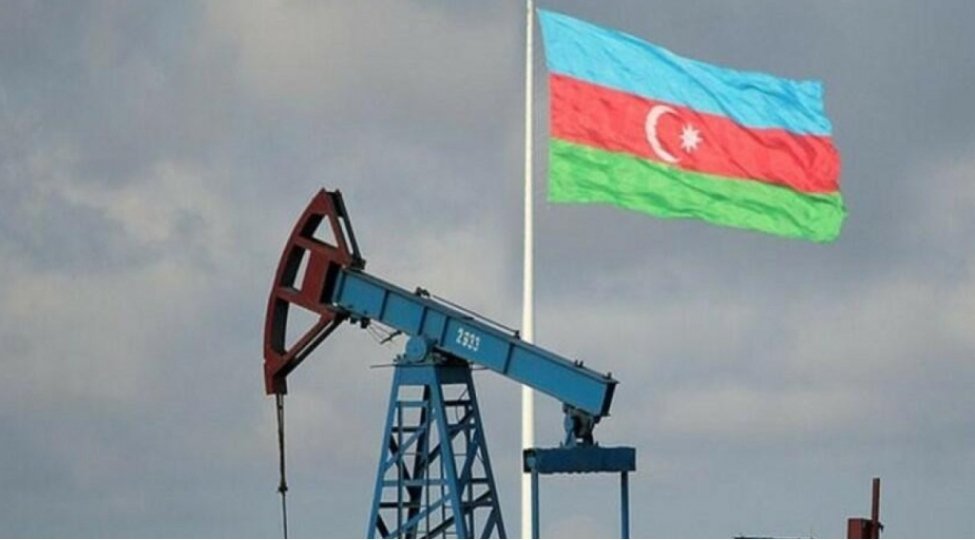ikisahilnews's tweet photo. 🇦🇿🛢 Dünya bazarında "Azeri Light" markalı #Azərbaycan neftinin 1 barelinin qiyməti 0,6 ABŞ dolları və ya 0,48 % artaraq 124,61 ABŞ dolları təşkil edib.
#Azerbaijan #AzeriLight #oil #neft #barel #ikisahil https://t.co/5sKOFYc33P