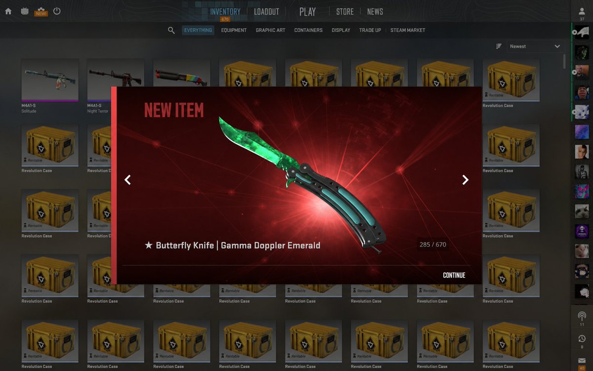 R20_cs's tweet photo. After opening 4500+ cases, I finally stole my mom’s credit card and bought my DREAM KNIFE 😭💚 https://t.co/8B74llTxdR