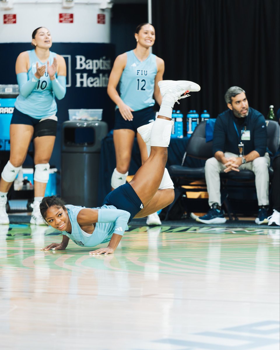 RayneVolleyball's tweet photo. Me. 

📸 FIU https://t.co/eO1J2U3Aih
