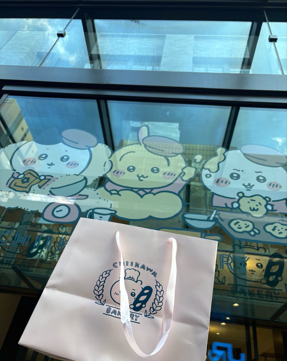 odamari_54's tweet photo. ちいかわベーカリー行ってきた！可愛い https://t.co/QLUavJ2OQ4