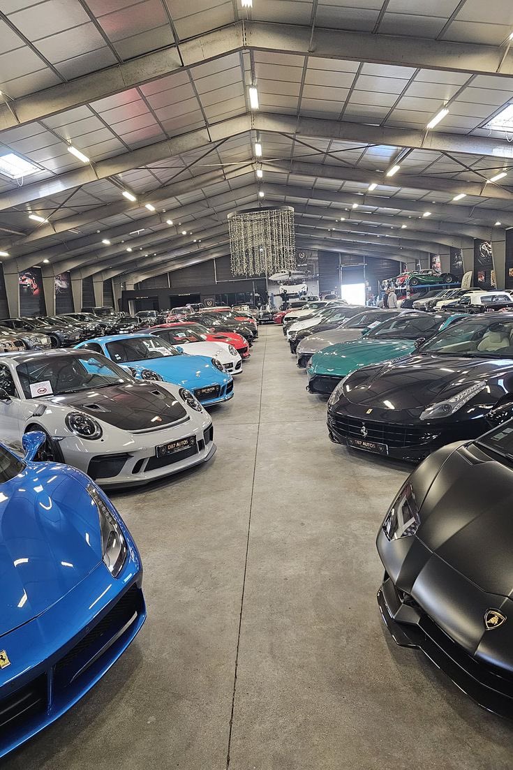 BIGDIMEXbc's tweet photo. Bro to bro; one day we will visit a car dealership. 🙏🏻 https://t.co/Kb2vQX35cv