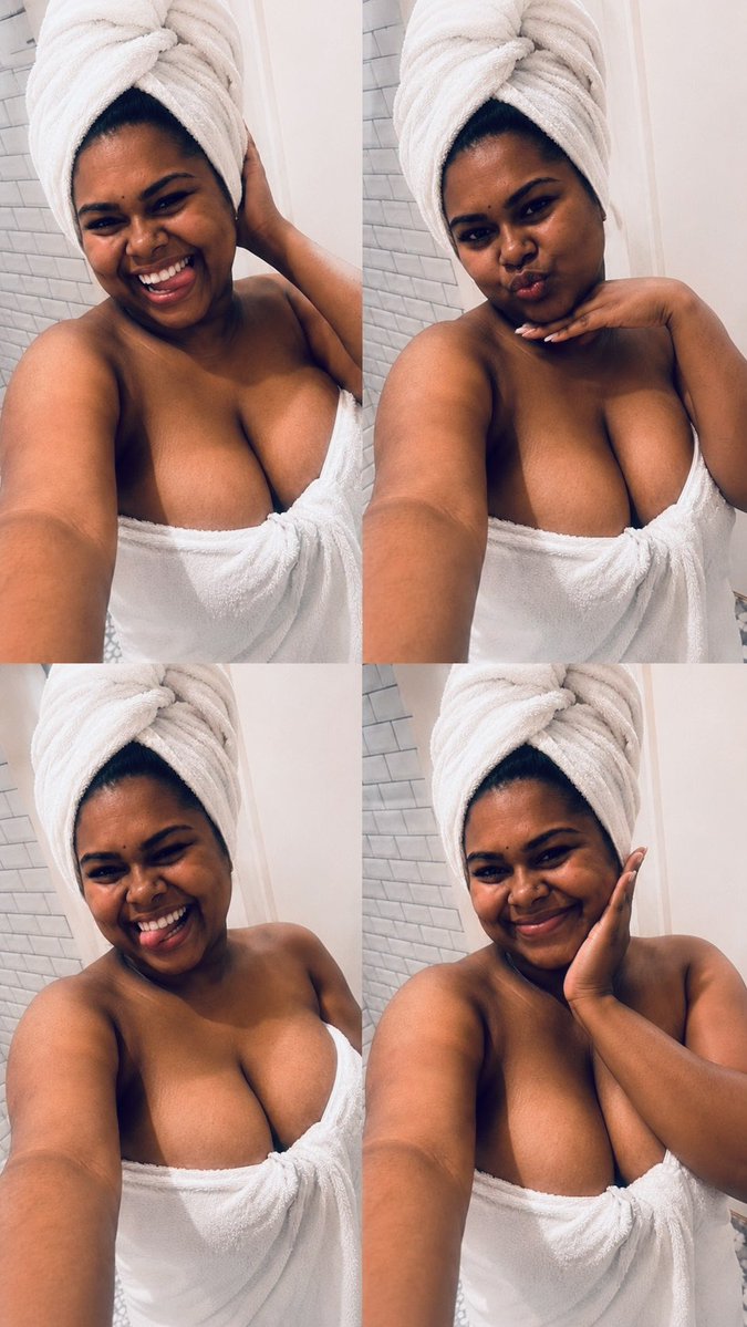 Shaals22_'s tweet photo. Bet you wouldn’t met a bad ass teacher like me ❤️‍🔥
#Teacher #repost #TrendyVibes #trendingréels #trending #Tease #Teasing #Boobs #Shower #Malaysia #fypシ゚viral #Towel #Body #Ass #fypシ゚ #Seductive https://t.co/D988NBEQLH