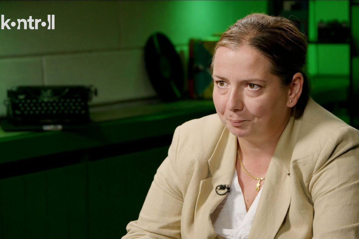 PalosTrend's tweet photo. Miután a bosszúéhes Unger Anna Rózát – MP ígéretét megszegve mégis füstös szivarszobában, baljós árnyak közepette idézte meg Ruff „Richelieu bíboros” Bálint, a Mi Hazánk meddőnek tartja, hogy  továbbra is részt vegyen az új ÁVH (NVVH) elnöknyúlványainak kiválasztási játékában. https://t.co/NTzfVsTlFk