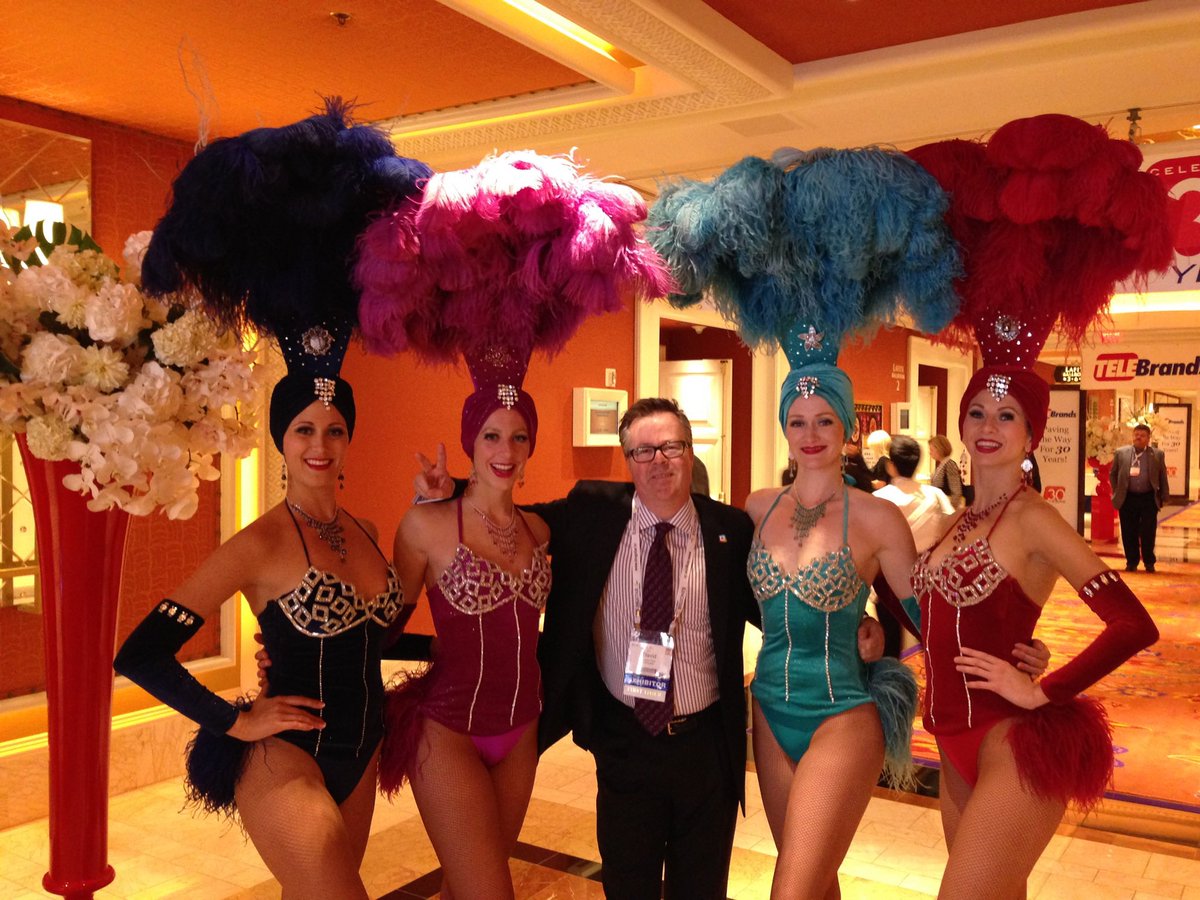 VegasDWP's tweet photo. @LVCabChronicles It’s free when you’re a high-roller. 😁👍 https://t.co/XtfKRutaPK