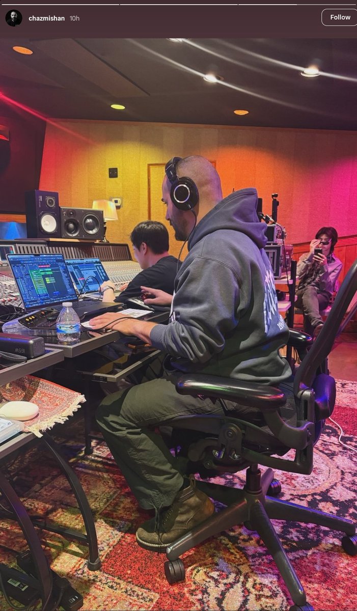 zhaoyufancokr's tweet photo. juhoon showed up on producer and songwriter chaz mishanʼs instagram story👀 https://t.co/gKCOBCi5Fy