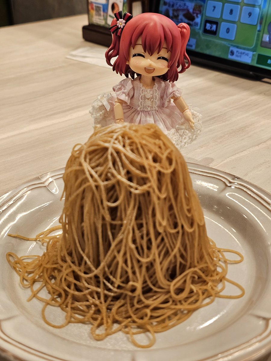 Mamiel1218's tweet photo. 固めのプリン🍮とモンブラン🌰

モンブランは、下が固めのプリンで上にバニラジェラート！！
早めに食べないと溶けちゃう💦

#bayfm_it
#3時の茶～ https://t.co/oKrOIc8AiZ