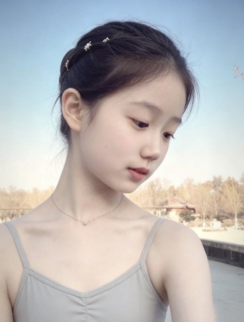 joanne30pg4's tweet photo. 从小缺爱～好想知道被爱的感受……

有人想锐评一下我13岁的福嘛 ？ 

不要🚪赶紧看，看完赶紧删 https://t.co/nmKiPtOerU