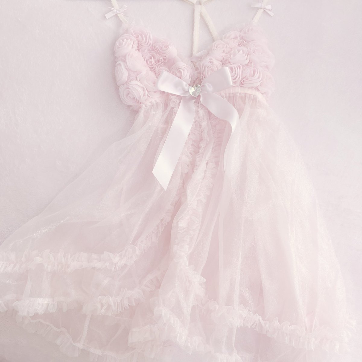 L0LIK0N's tweet photo. selling this shushucherry dress on my mercari https://t.co/BbXI26Xu2v