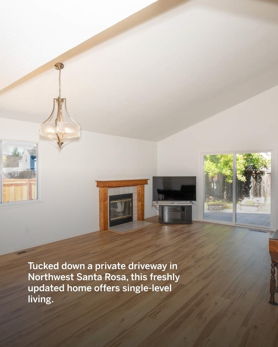 SIRWineCountry's tweet photo. Tucked down a private driveway in Northwest Santa Rosa, this freshly updated home offers single-level living. A spacious backyard includes lawn and patio areas.
https://t.co/fn2VT3k7LQ https://t.co/XWv7DtzIXw