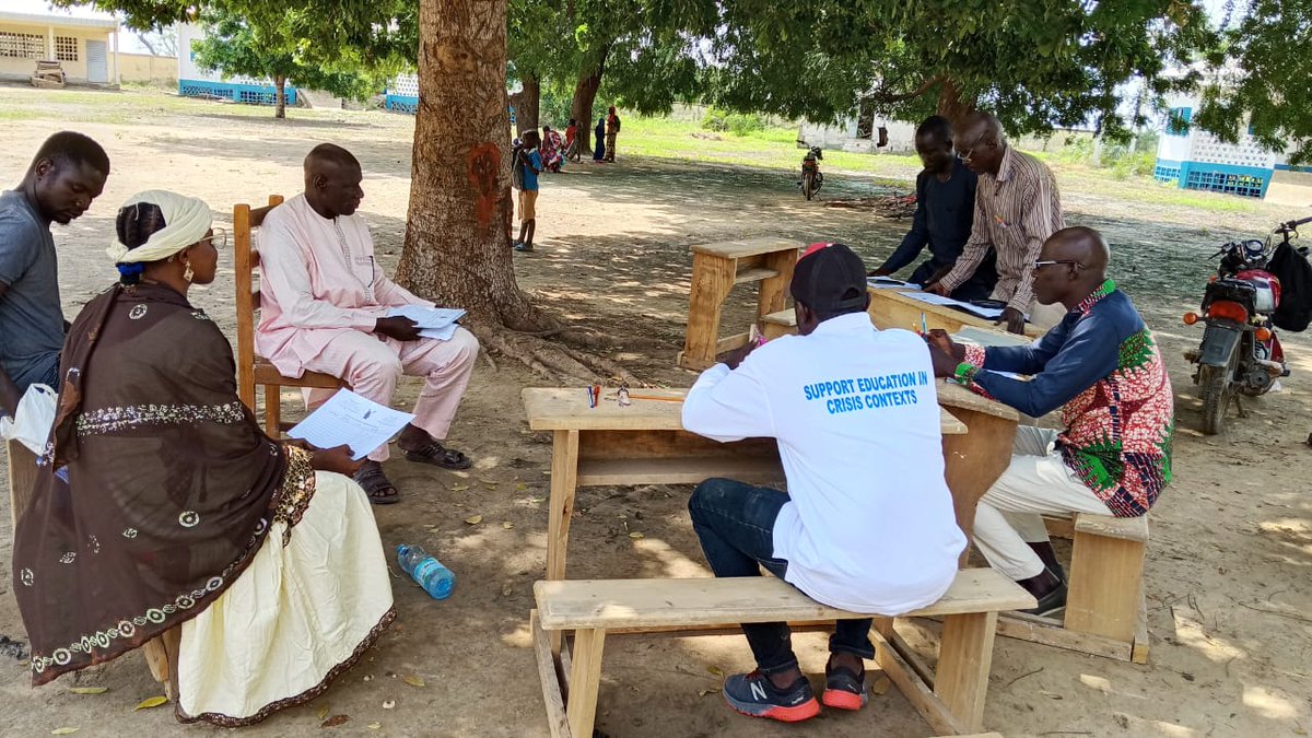 PlanCameroon's tweet photo. Supporting the Ministry of Secondary Education (MINESEC); the Ministry of Basic Education (MINEDUB); the Ministry of Higher Education (MINESUP) and all institutions promoting education through qualified and devoted teachers. https://t.co/3DFtGcbEeh