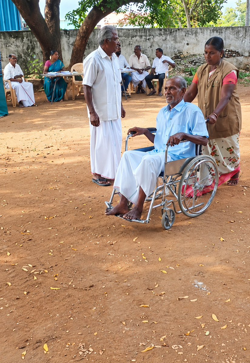 TNelectionsCEO's tweet photo. PWD voters exercising their right to vote at polling stations in Dharapuram (SC) Assembly Constituency. 🗳️(1/2)

@ECISVEEP  @deotiruppur 

#TiruppurDistrict #Dharapuram #PWDVoters #ByElection2026 #GoVoteToday #YourVoteYourRight https://t.co/IZlpCModr9
