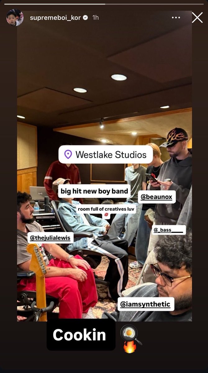 loousdeline's tweet photo. still at the westlake studio in LA 😭🥹 the second pic when they were still trainees so their faces were covered, but yall definitely know who is who lol

one day                                                      day one https://t.co/6axXtzU23A