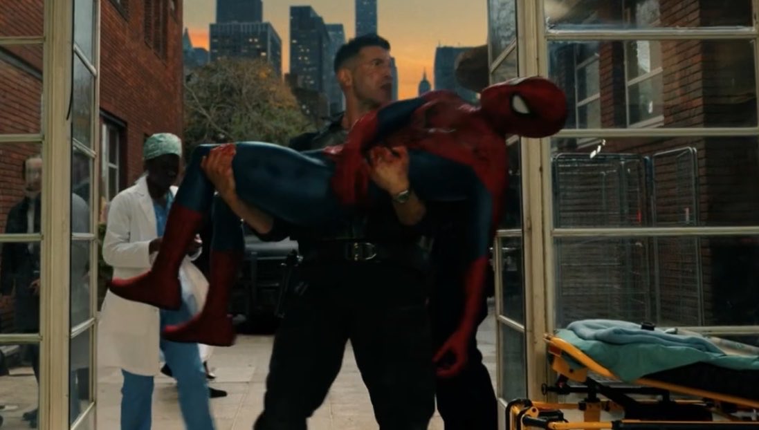 peterfemmejay's tweet photo. wait this implies he was conscious here FUCK?????????? https://t.co/ok8sj0CVcR