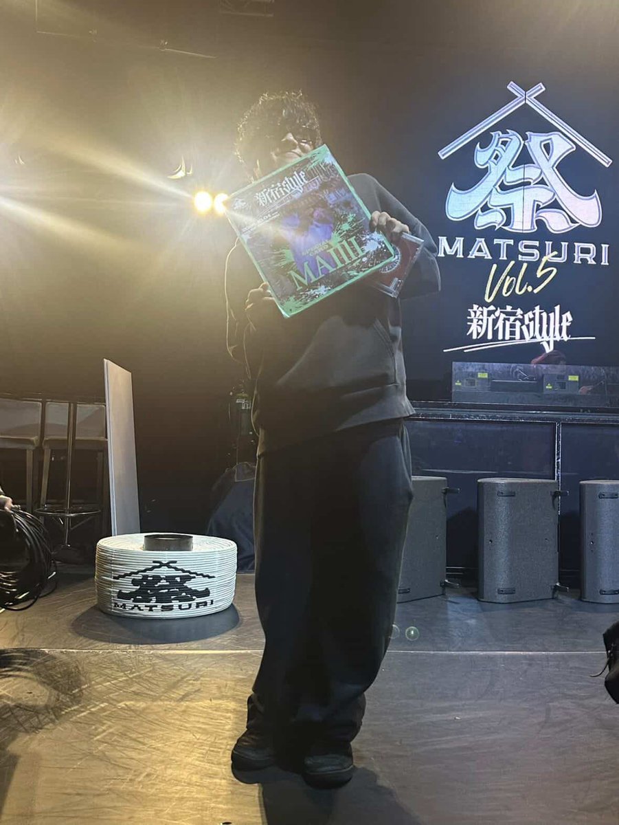 mailli_splg's tweet photo. MATSURI vol.5
ありがとうございました🙇🏻‍♂️

SP CARDとして参戦して
チーム口喧嘩祭に配属し優勝🏆

少しでも貢献できてれば🙏🏻
梵頭さんはじめ口喧嘩チームの皆さんも
ありがとうございました！

何より会場に足を運んでくれた
お客さん、裏方スタッフ全員に感ﾞ謝ﾞ

またどこかで遊びましょう🫶🏻🫶🏻🫶🏻 https://t.co/apEbVCRgAj
