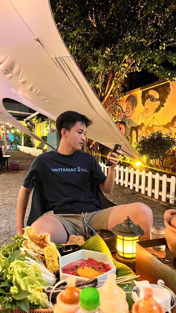 Dena12101999's tweet photo. Nham ot ? https://t.co/55fwkOL3mW