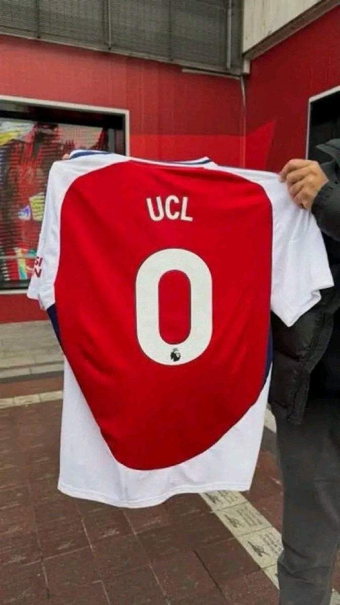 FootI_QMedia's tweet photo. @MrbenjaaminX To see arsenal fans wer get sense na by connection https://t.co/3tb4ge9FIR