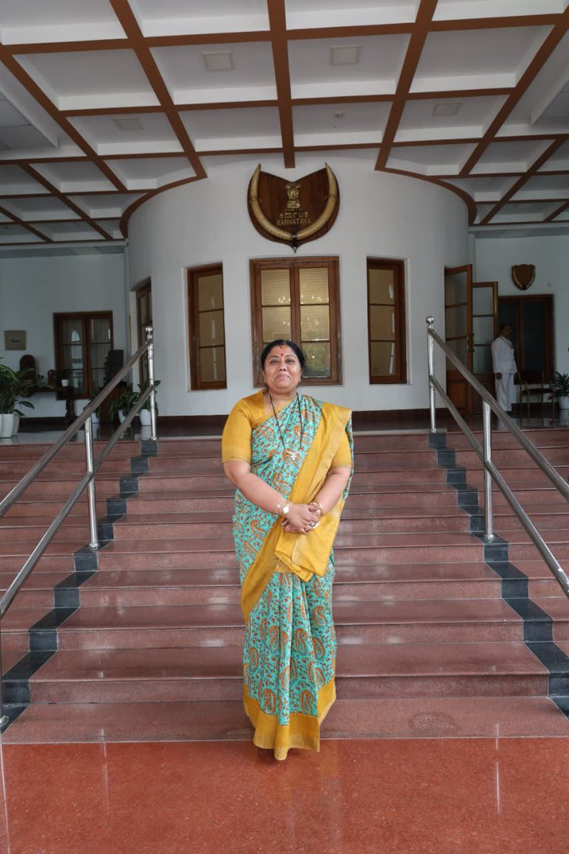 MALimbavali's tweet photo. ಇಂದು ಬೆಂಗಳೂರಿನ ರಾಜಭವನದಲ್ಲಿ ಮತದಾರರ ಪಟ್ಟಿ ಪರಿಷ್ಕರಣೆ ಕುರಿತಂತೆ ಬಿಜೆಪಿ ಹಾಗೂ ಜೆಡಿಎಸ್ ವತಿಯಿಂದ ಘನತೆವೆತ್ತ ರಾಜ್ಯಪಾಲರಾದ ಶ್ರೀ ಥಾವರ್ ಚಂದ್ ಗೆಹ್ಲೊಟ್ ಅವರನ್ನು ಭೇಟಿಯಾಗಿ ಚರ್ಚಿಸಲಾಯಿತು.

SIR - ಮತದಾರ ಪಟ್ಟಿ  ವಿಶೇಷ ತೀವ್ರ ಪರಿಷ್ಕರಣೆ ಪ್ರಕ್ರಿಯೆ ಈಗಾಗಲೇ ದೇಶಾದ್ಯಂತ ನಡೆಯುತ್ತಿದ್ದು, ಅಕ್ರಮ ಹಾಗೂ ನಕಲಿ ಮತದಾರರ ಹೆಸರನ್ನು https://t.co/ckjVEZWgw2
