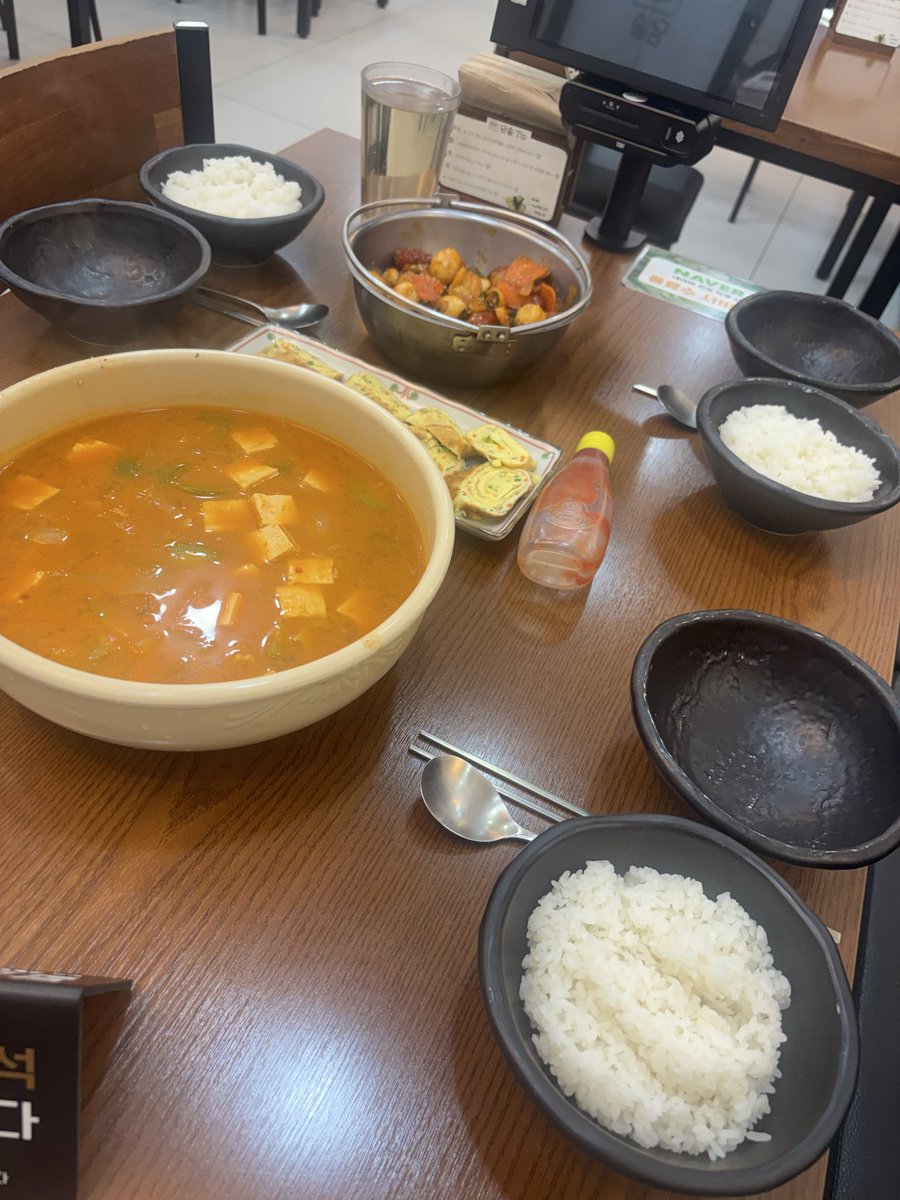 olou187789's tweet photo. 맛점 https://t.co/bvwH95Foum