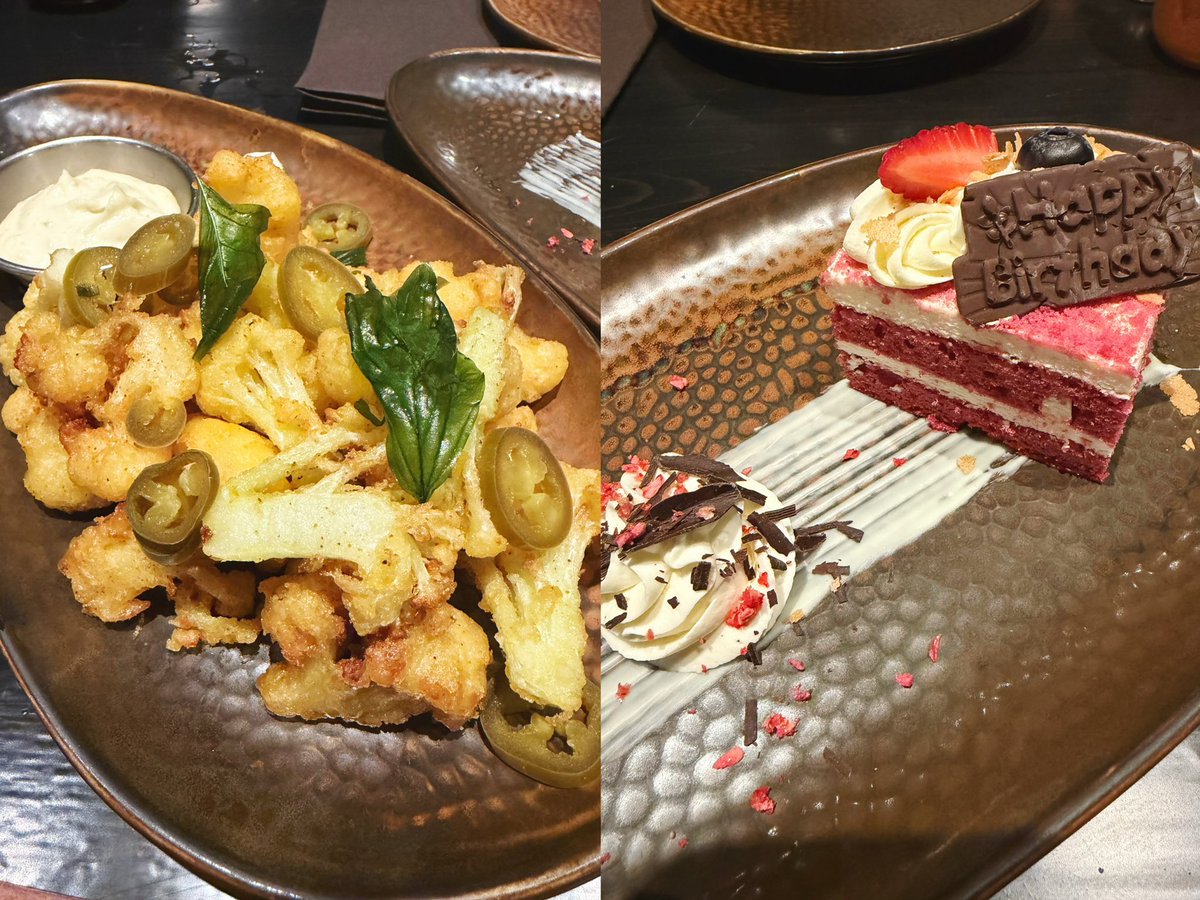 wulimaliniaoli's tweet photo. 😋👁️🥤🍟🍝🍕😋
#universalstudiosbeijing #universalbeijingresort #UBR #えびねこ #sofubi https://t.co/FJfaVeifnM