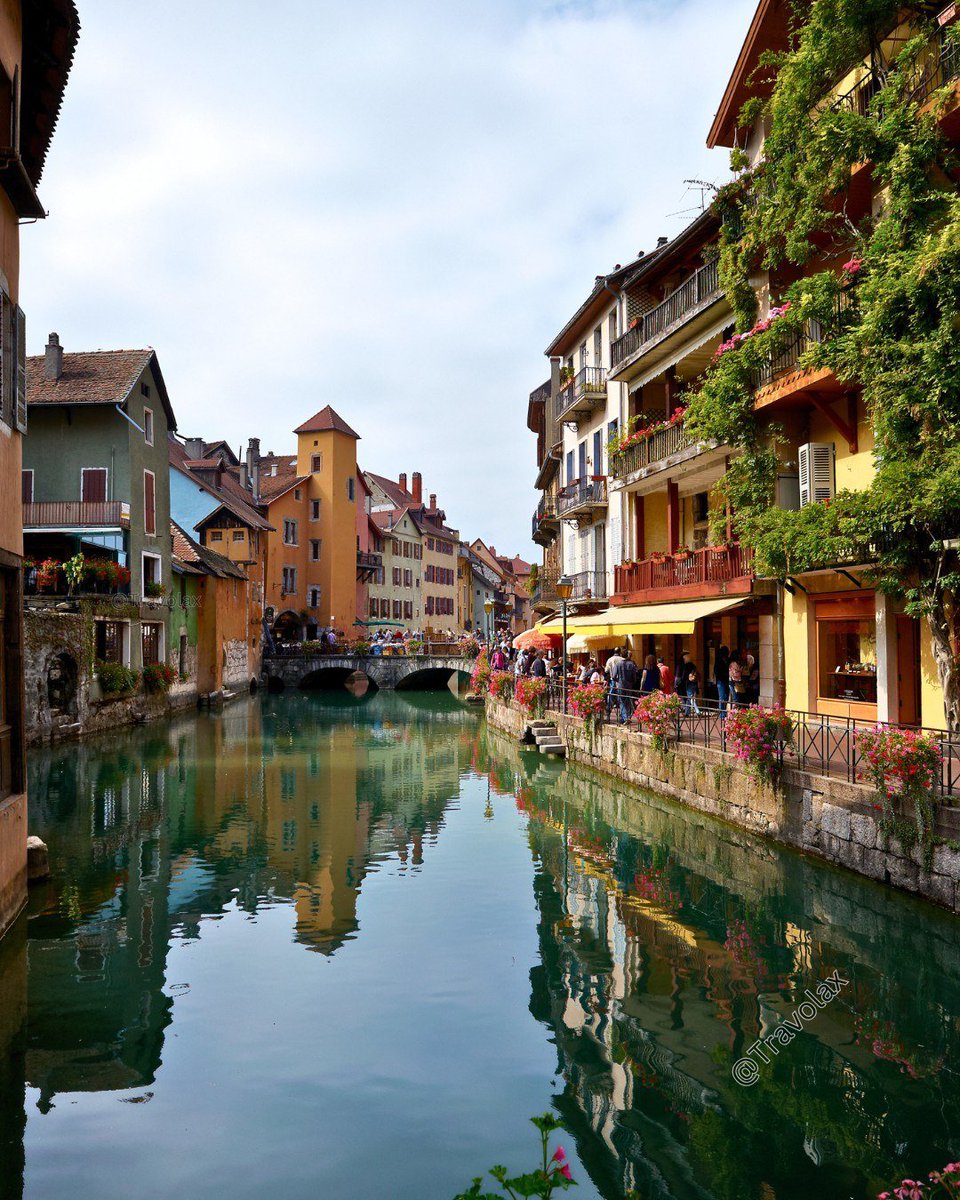 DrRani778897's tweet photo. Annecy, France 🇫🇷 https://t.co/97z4JTA53R