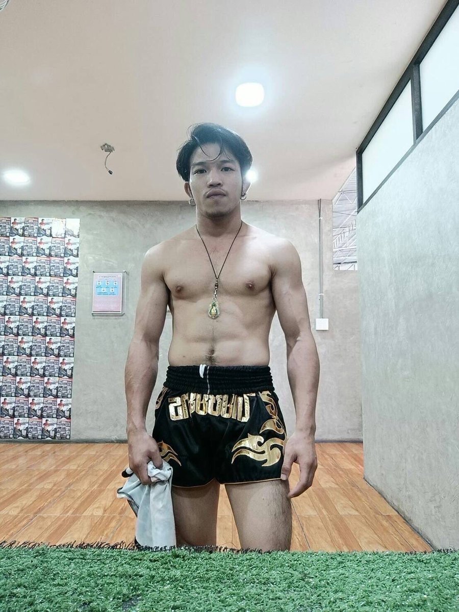 MMojbn's tweet photo. เอาใจสายรุกกันบ้าง นักมวย https://t.co/s0g9CVRsuM
