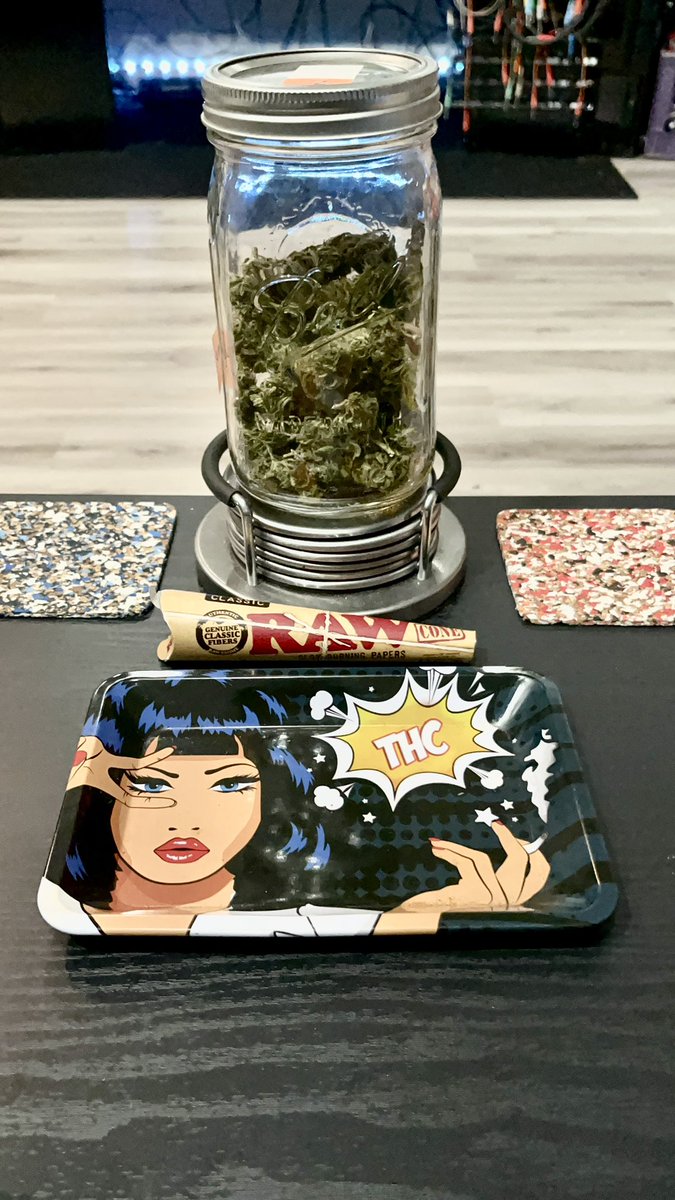 Itsphebeats's tweet photo. Late night ๐๐๐ cook up sessionโฆ๐จ๐พโ๐ณ#itsPhe #ChefBoyarPhe #Studio #Beats
But first, I must partake in the devilโs lettuce that I grew myself. ๐๐ฅฌ๐จ๐พโ๐พ๐ฎโ๐จ๐จ #BubbaKush #GrowYourOwn
#CannabisCommunity #Healthy #Inspired https://t.co/yFzXsEWZ4k