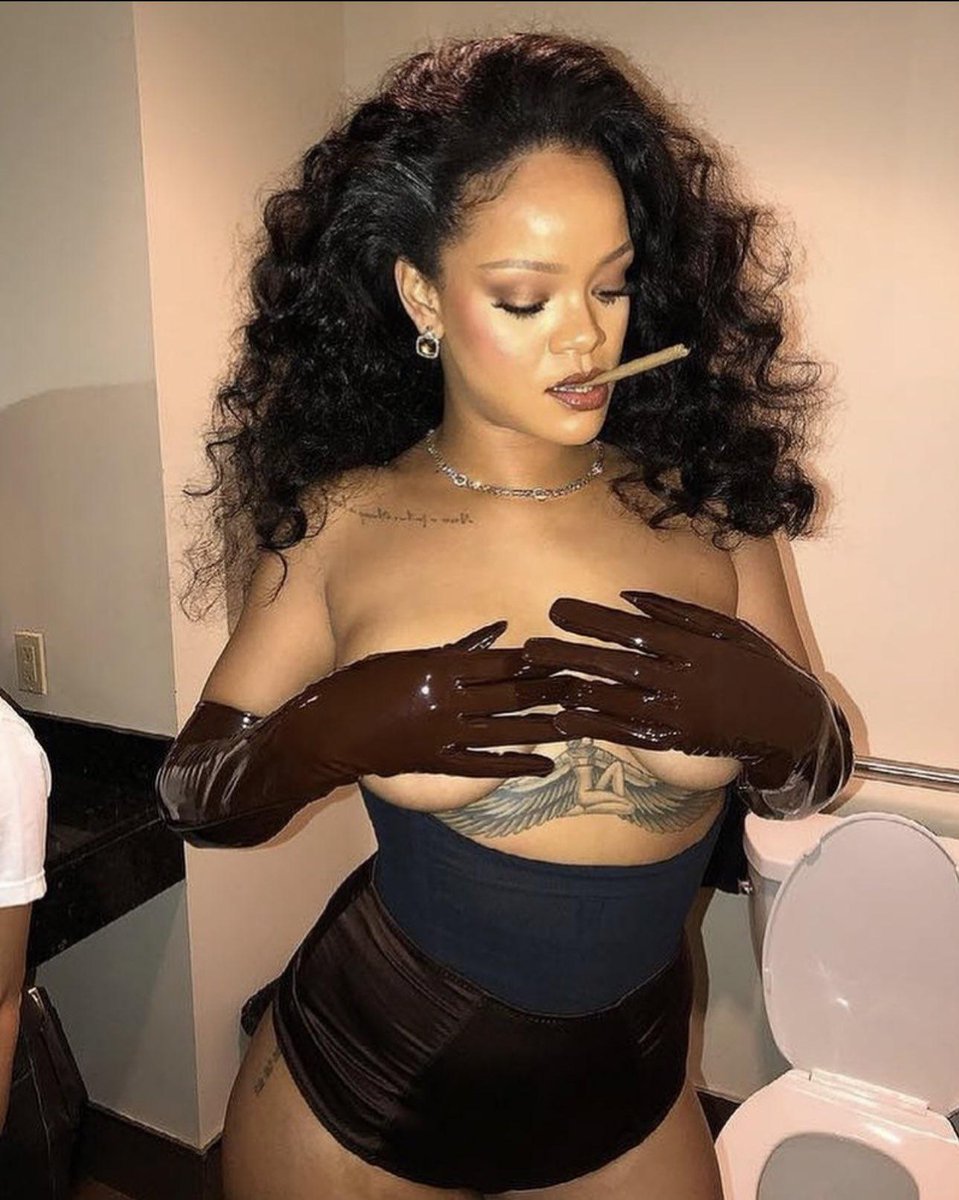 fentyicon's tweet photo. https://t.co/cncctM5SqM