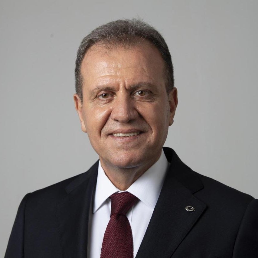 bpthaber's tweet photo. Mersin Büyükşehir Belediye Başkanı Vahap Seçer tutuklandı. https://t.co/81wwV0Ny07
