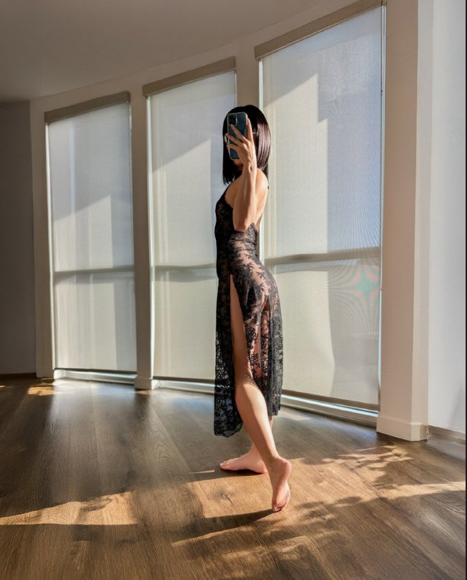 artahara's tweet photo. some things deserve a proper pause before you move on so call me your Goddess https://t.co/ud4se5vLbZ
