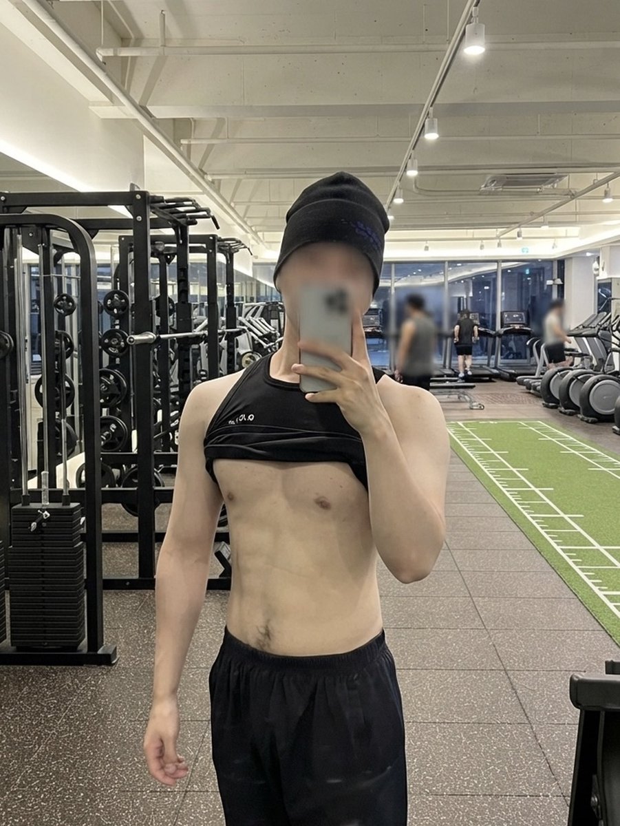 oppeonm's tweet photo. 나만 겨드랑이 패티쉬 있음? 다들 어디임 https://t.co/XzVR5GQR4d