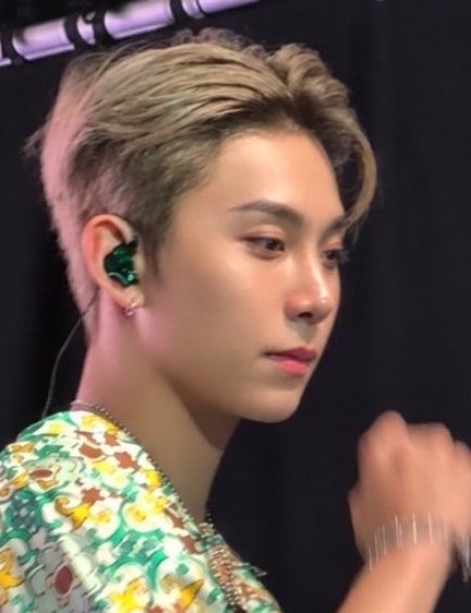 IIIlIIIllIlIlI's tweet photo. 여신 닉값 https://t.co/7a5pjyrYCF