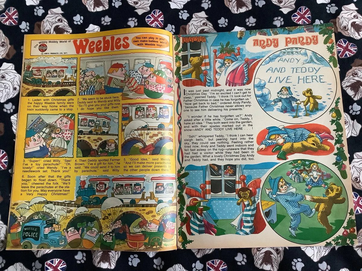 WatsonsVintage's tweet photo. A Rare Vintage #ChristmasGiftIdea  31 December 1977 'Pippin in Playland' Christmas Issue Comic Strip Stories incl Andy Pandy - Fun Retro 1977 Birth Year Gift https://t.co/DMIRjf12uP via @Etsy #VintageComics #Pippin #Playland #1977 #ChristmasIssue #MaryMungoMidge #AndyPandy #Rupert