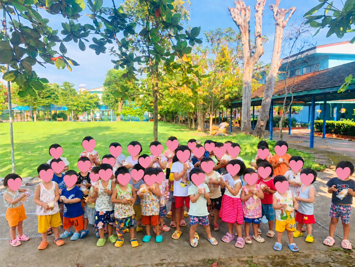 arina_kaneaki's tweet photo. ขอบคุณทุกการสนับสนุนนะคะ
อารินะได้นำของไปบริจาคเรียบร้อยค่ะ มีทั้งคุกกี้ทำเองและขนมปังที่ทำไส้คัสตาร์ดเองด้วยค่ะ ส่งมอบรวมทั้งสาธารณูปโภคและเงินรายได้จากการขายสินค้าการกุศลด้วย

แคมเปญถึง 31 ตุลาคมนี้ ใครที่สนใจสามารถเข้าร่วมได้ที่นี่ค่ะ
https://t.co/zTRnBil3B1 https://t.co/LOUuh60pbL
