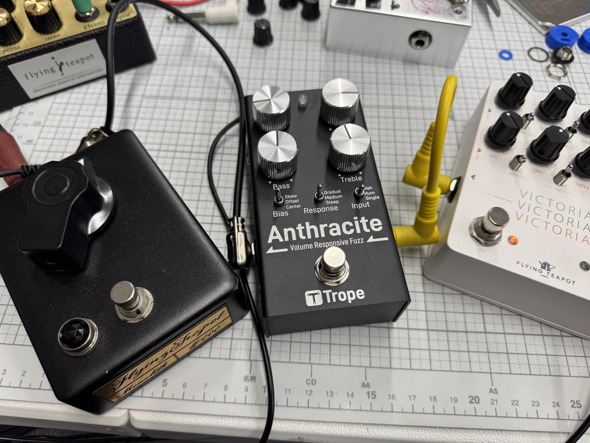 flyingteapot_'s tweet photo. 話題のTropeさんのAnthraciteが届いたのでちょっと触ってみました！ https://t.co/4eQdFCyPux