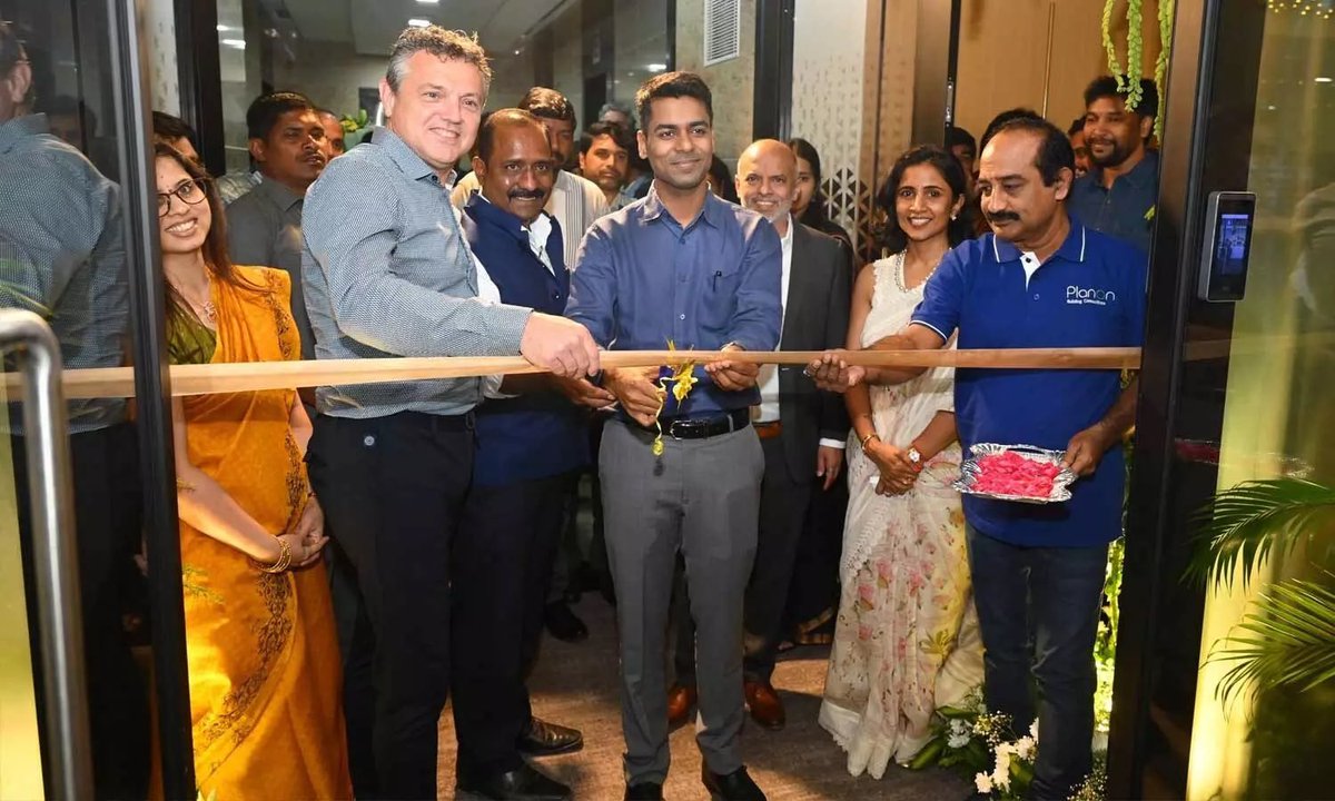 TGRising2047's tweet photo. Planon expands its Hyderabad footprint.

Global smart sustainable building management software leader Planon has inaugurated its expanded Hyderabad facility, reaffirming its long-term commitment to Telangana’s technology ecosystem.

The new facility will strengthen capabilities across software engineering, cloud, AI, digital transformation and product innovation, leveraging Hyderabad’s deep technology talent pool.

With Hyderabad playing a strategic role in Planon’s global operations, the expansion further reinforces Telangana’s position as a preferred destination for global technology and innovation.

#TelanganaRising #Hyderabad #Telangana #Technology #AI #InvestInTelangana