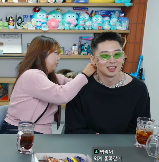 cocotttten's tweet photo. 하
(채팅까지봐봐) https://t.co/ct3vAw7BEq