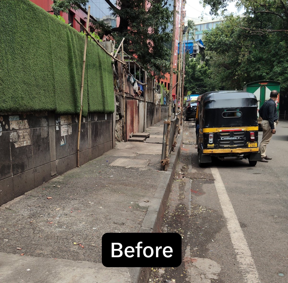 Nutrition1404's tweet photo. Suren road, andheri east. Cops also enjoying footpath buffet.. Please do come and try @mybmc @mybmcWardKE @MumbaiPolice @CPMumbaiPolice https://t.co/cvDrxQJzH9