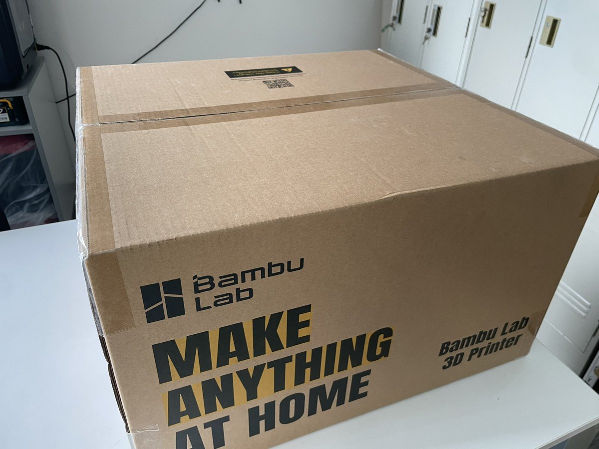 tomox355's tweet photo. 会社でBambi Lab A1を購入申請して着弾！
3Dプリンタは3台目 https://t.co/Da0PHb1kfO