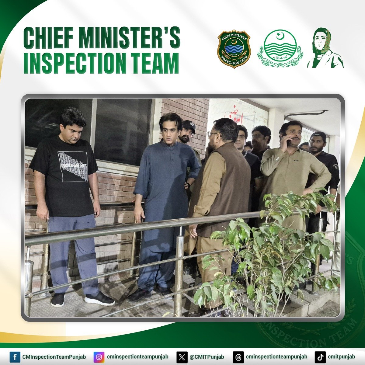 CMITPunjab's tweet photo. رات گئے سرگودھا میں CMIT کا ایکشن — DHQ ہسپتال کی اچانک Inspection!

وزیراعلیٰ پنجاب مریم نواز شریف کی ہدایت پر معاون خصوصی شعیب مرزا کی سربراہی میں سی ایم انسپیکشن ٹیم (CMIT) نے رات گئے ڈاکٹر فیصل مسعود ٹیچنگ ہسپتال (DHQ) سرگودھا کا اچانک دورہ کیا۔ ٹیم نے ہسپتال کے مختلف شعبہ جات کی تفصیلی Inspection کرتے ہوئے طبی سہولیات، صفائی ستھرائی اور انتظامی امور کا جائزہ لیا۔

معائنے کے دوران دو اے سی خراب پائے گئے، جس پر معاون خصوصی نے برہمی کا اظہار کرتے ہوئے انہیں فوری درست کرانے اور ذمہ دار اہلکاروں کو شوکاز نوٹس جاری کرنے کی ہدایت کی۔ ہسپتال میں سٹریچرز کی کمی اور دستیاب سٹریچرز کی خراب حالت کا بھی نوٹس لیتے ہوئے فوری طور پر کمی پوری کرنے اور خراب سٹریچرز درست کرانے کے احکامات جاری کیے گئے۔

 مریضوں کو طبی سہولیات کی فراہمی میں غفلت برداشت نہیں کی جائے گی — ضروری سہولیات کی فعالیت اور مریضوں کی مشکلات کا فوری ازالہ یقینی بنایا جائے گا۔

 شفاف Inspection، ٹھوس شواہد اور مؤثر نگرانی — CMIT کا عزم

#CMIT #Sargodha #DHQHospital #Inspection #Punjab #Accountability #MaryamNawazSharif