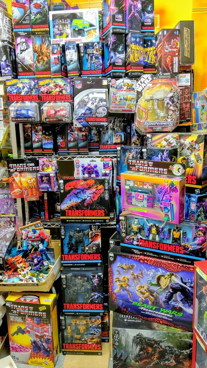 User334555735's tweet photo. #Transformers
#siege
#shatteredglass
#legacy
#studioseries
#RiseOfTheBeasts
#buzzworthy
#generationselect
#diaclone
#TransformersOne
#ageoftheprimes
お店開けさせて頂いております🙏😌
いろいろセールさせて頂いております🙏😌
次ページ↓より商品を記載致します☺️ https://t.co/cwfONAtSu4