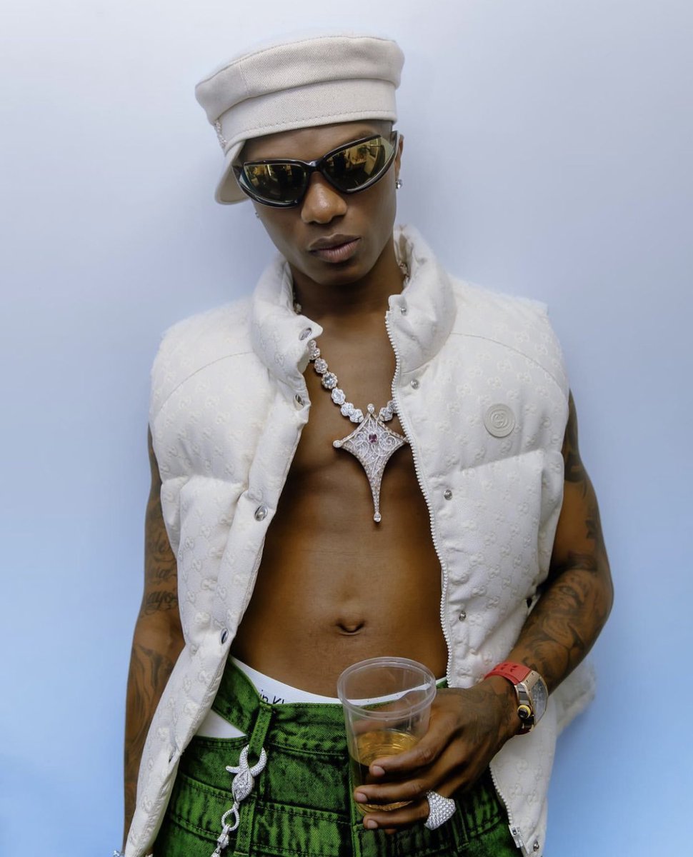 TheDamiForeign's tweet photo. It’s World Wizkid Day! Today is all about the celebration of the man whose influence stretches far beyond music. A man that inspired a generation and became a global standard for African excellence.🦅❤️ https://t.co/rcSRNslIEF