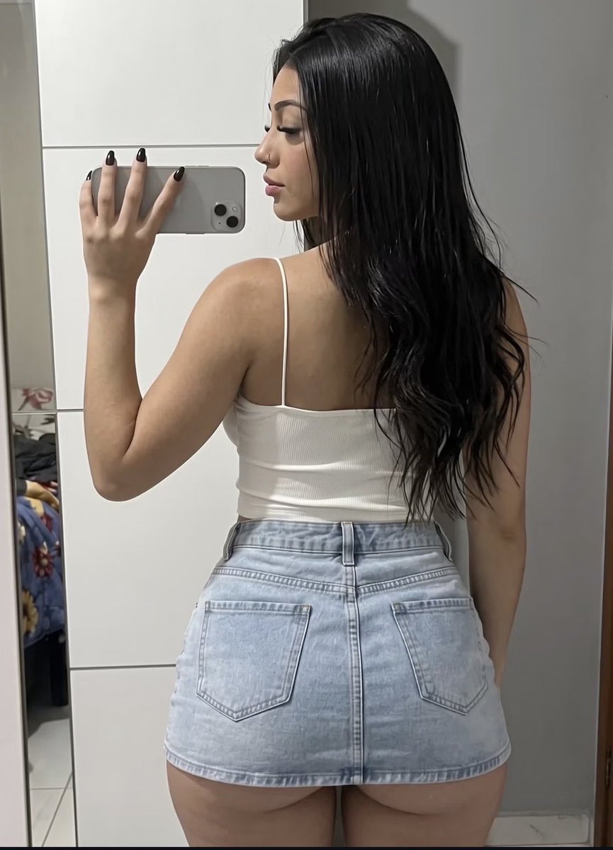 chavlover6666's tweet photo. Is this to short daddy? 😈😈 https://t.co/zA3yXbEy6O