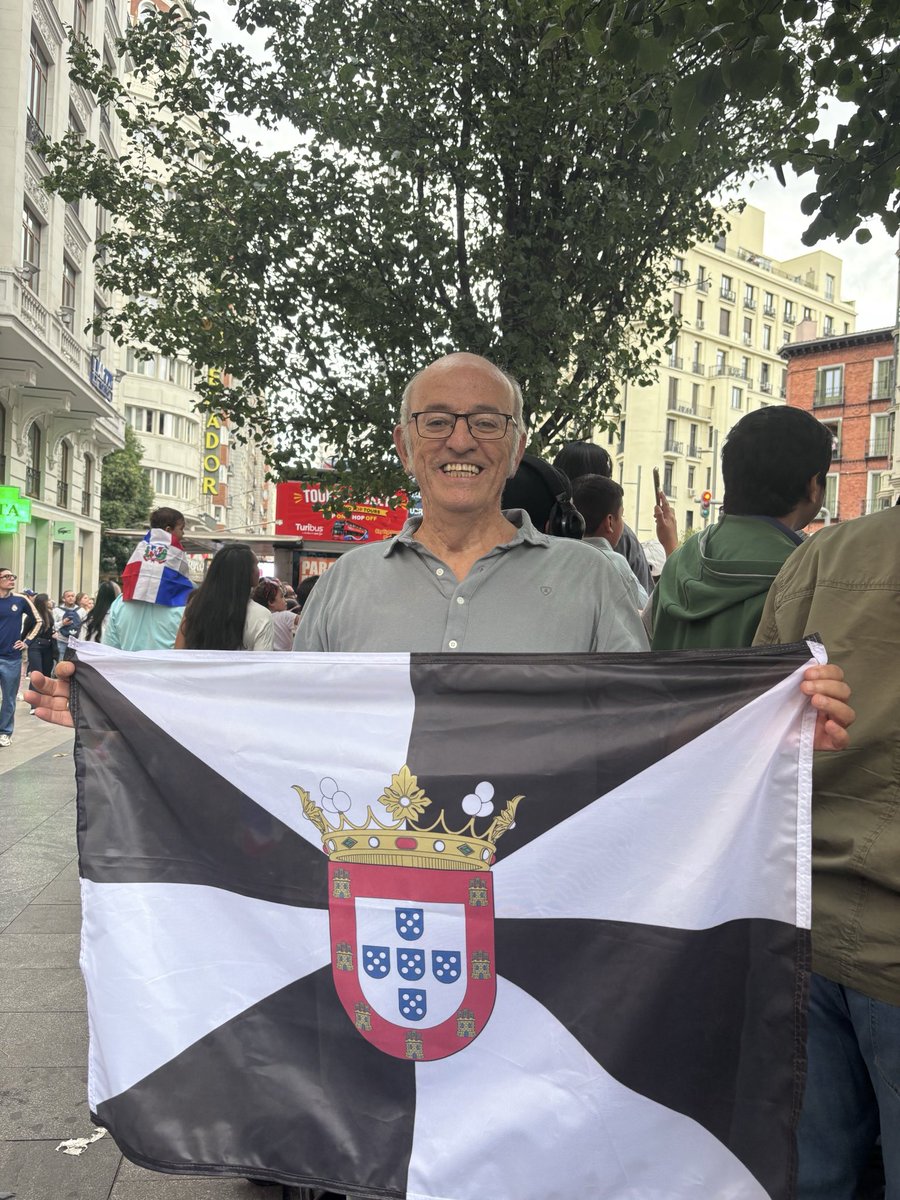 corralcpedro1's tweet photo. Buenos días, Ceuta. Estamos contigo. https://t.co/lFriO1YcxB